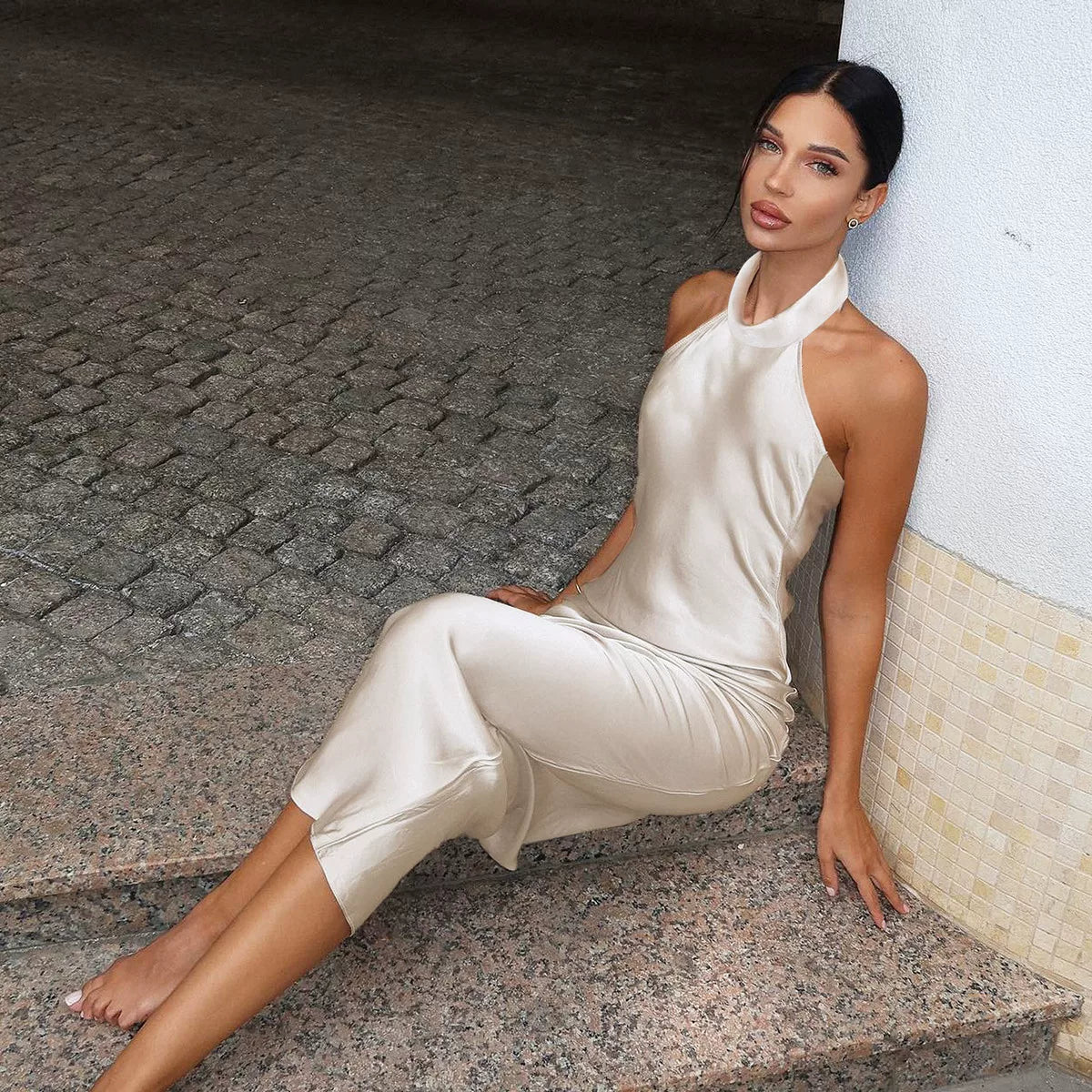 Xmsli | European & American Style Sexy Halterneck Backless Pleated Mini Dress - High Waist, Slim Fit, Knee-Length for Women