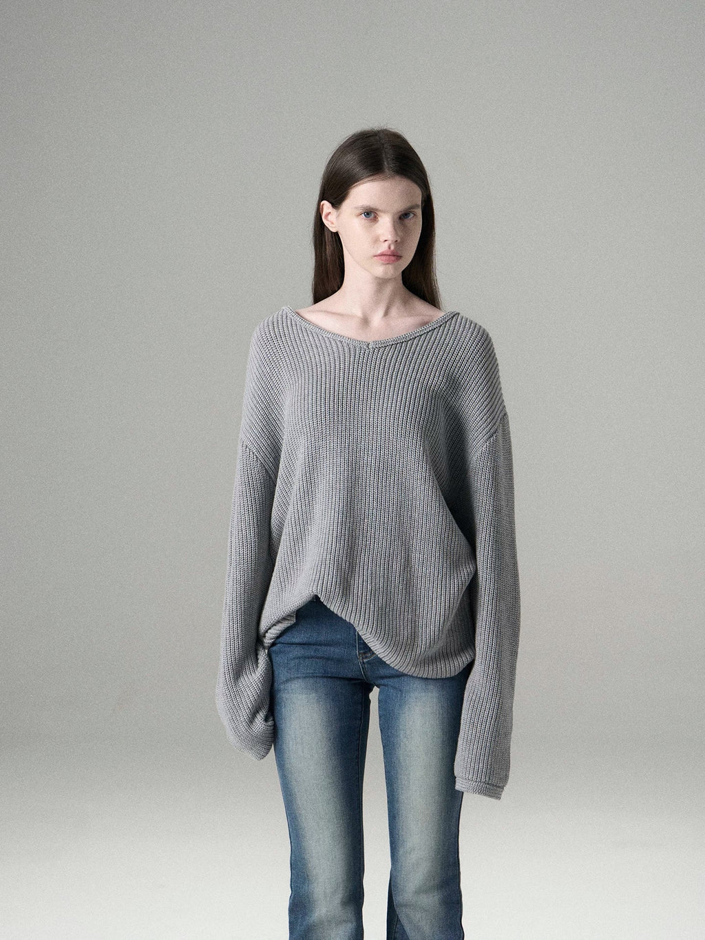 Xmsli | Simple and Versatile V-Neck Long-Sleeved Sweater for Women - Loose Fit Slimming Sweater Top