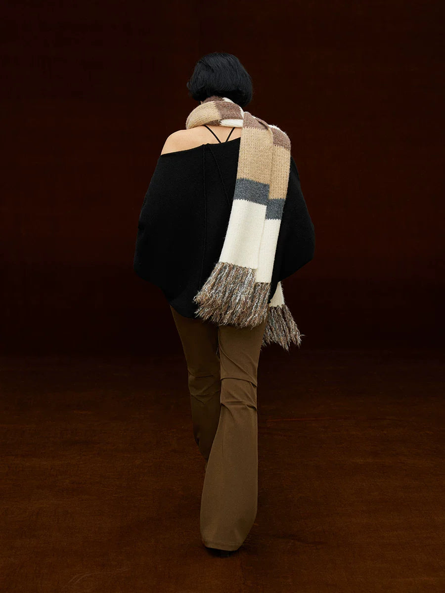 Xmsli | Slim Fit Pleated Bootcut Trousers for Women, Knee-Length Stylish Casual Pants