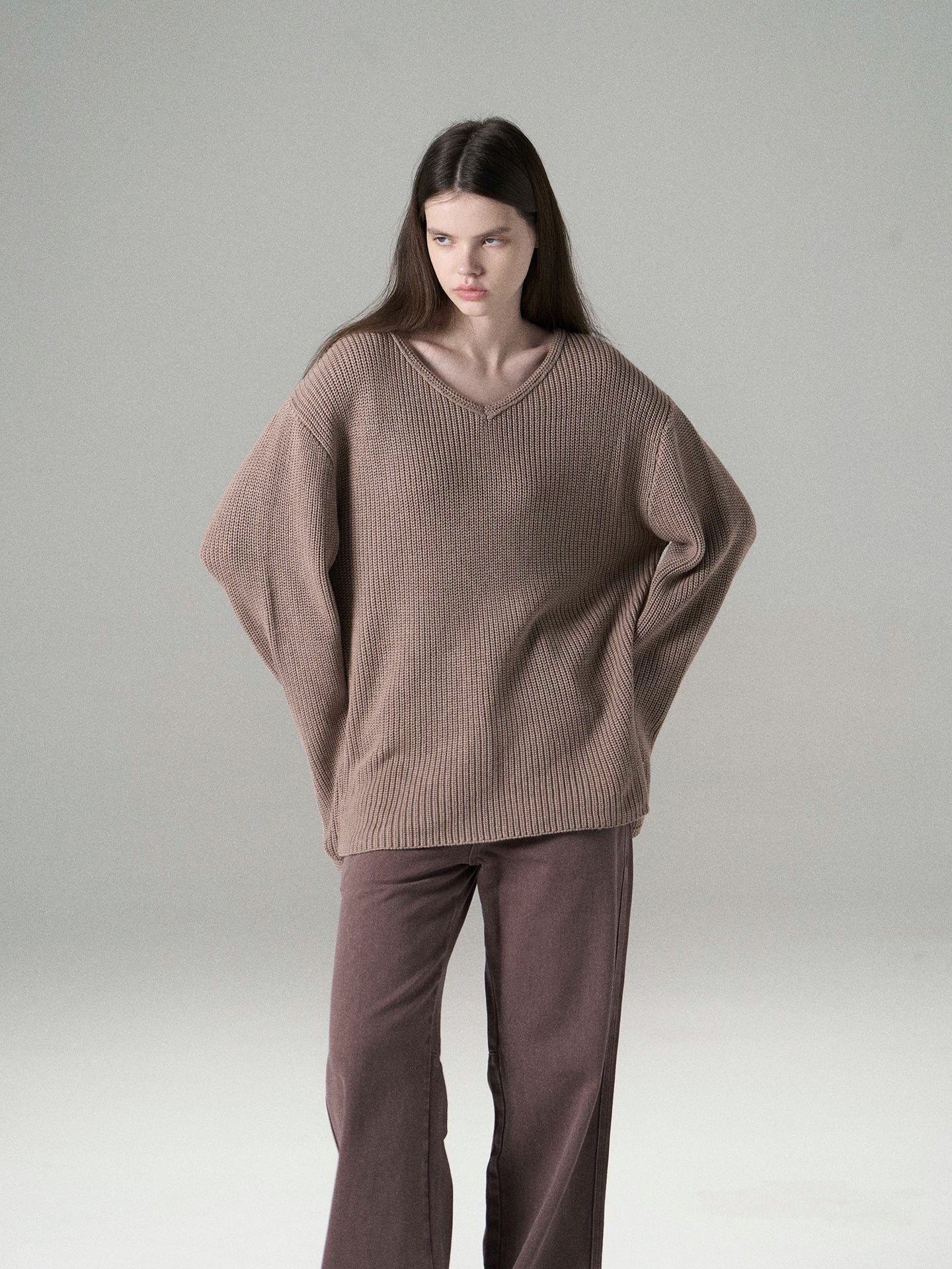 Xmsli | Simple and Versatile V-Neck Long-Sleeved Sweater for Women - Loose Fit Slimming Sweater Top